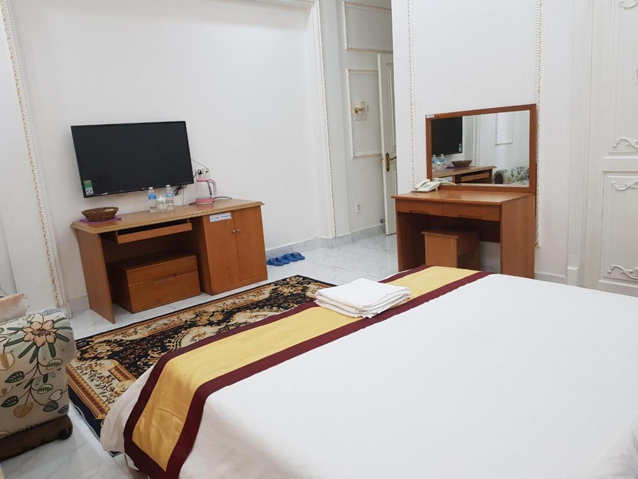 Kim Cuong - Near Tan Son Nhat Airport 2* Ho Chi Minh City